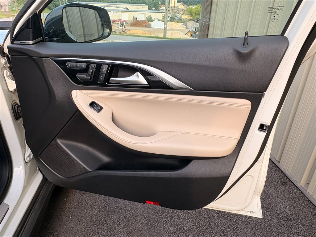 2018 INFINITI QX30 - $15,990