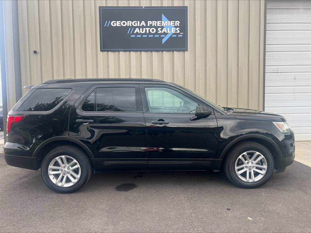 2017 Ford Explorer - $14,990