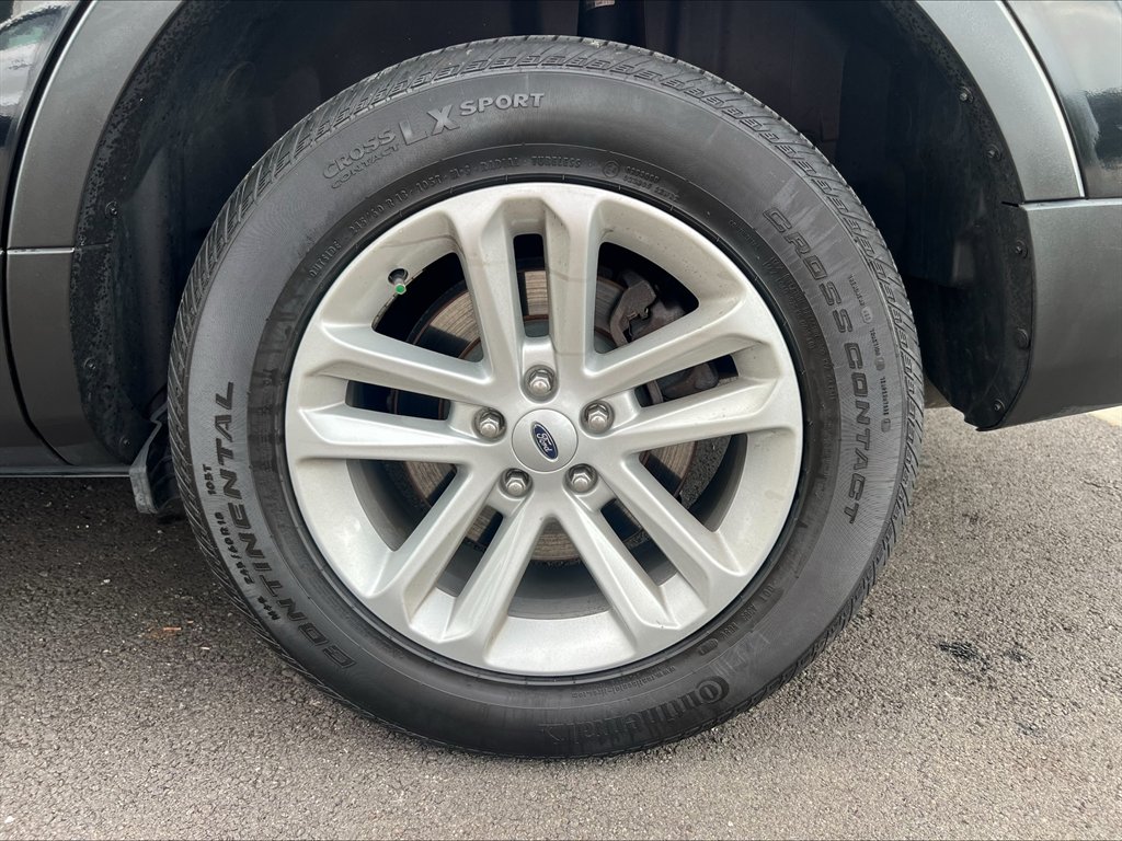 2017 Ford Explorer - $14,990