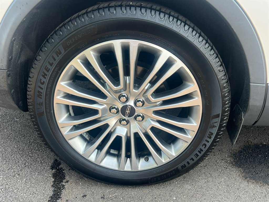 2017 Lincoln MKX - $16,990