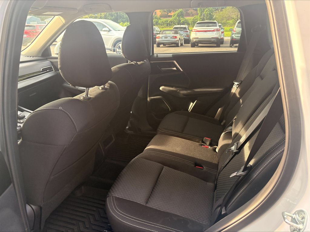 2024 Mitsubishi Outlander - $25,990