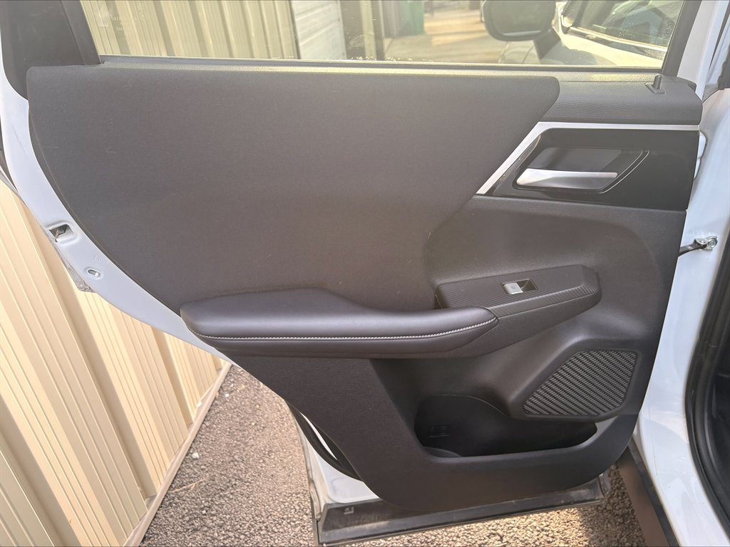 2024 Mitsubishi Outlander - $25,990