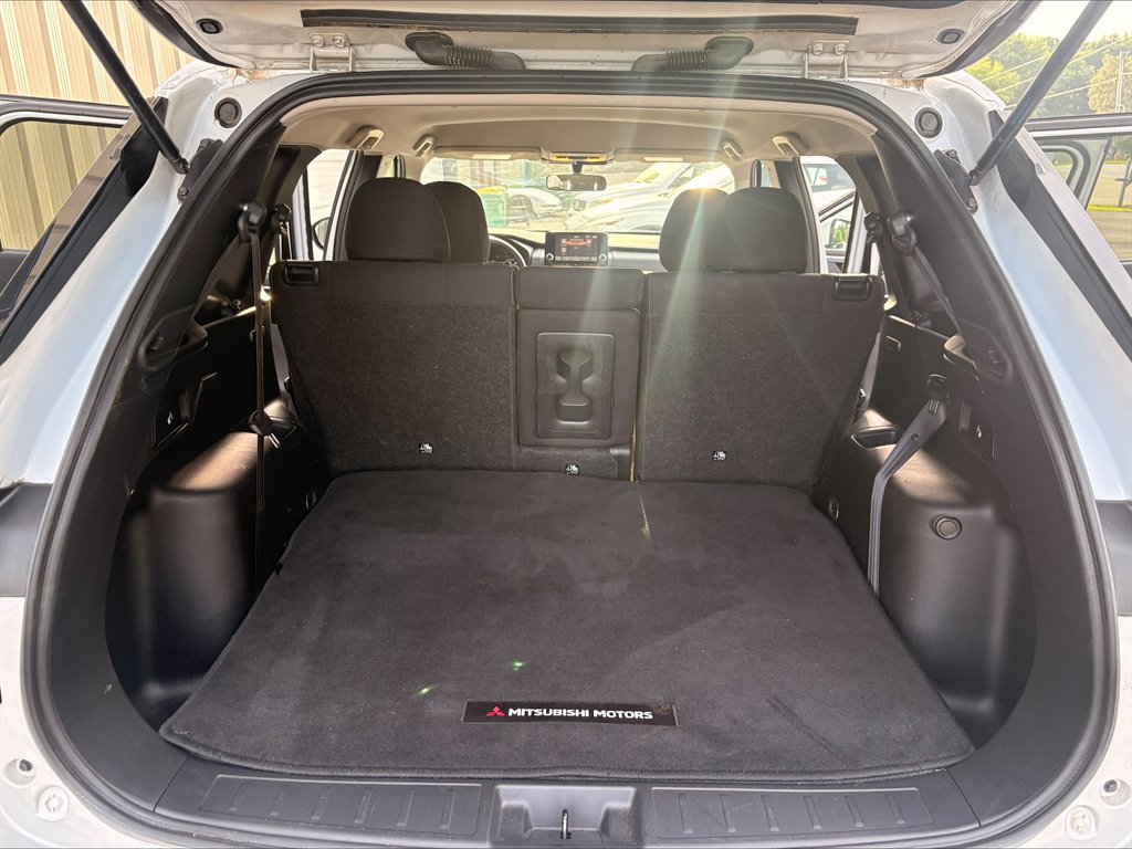 2024 Mitsubishi Outlander - $25,990