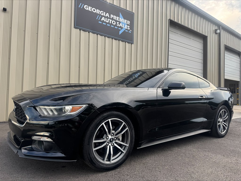 2017 Ford Mustang - $15,990