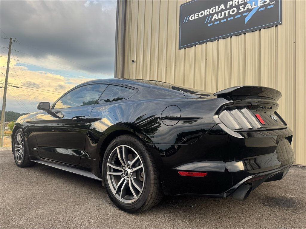 2017 Ford Mustang - $15,990