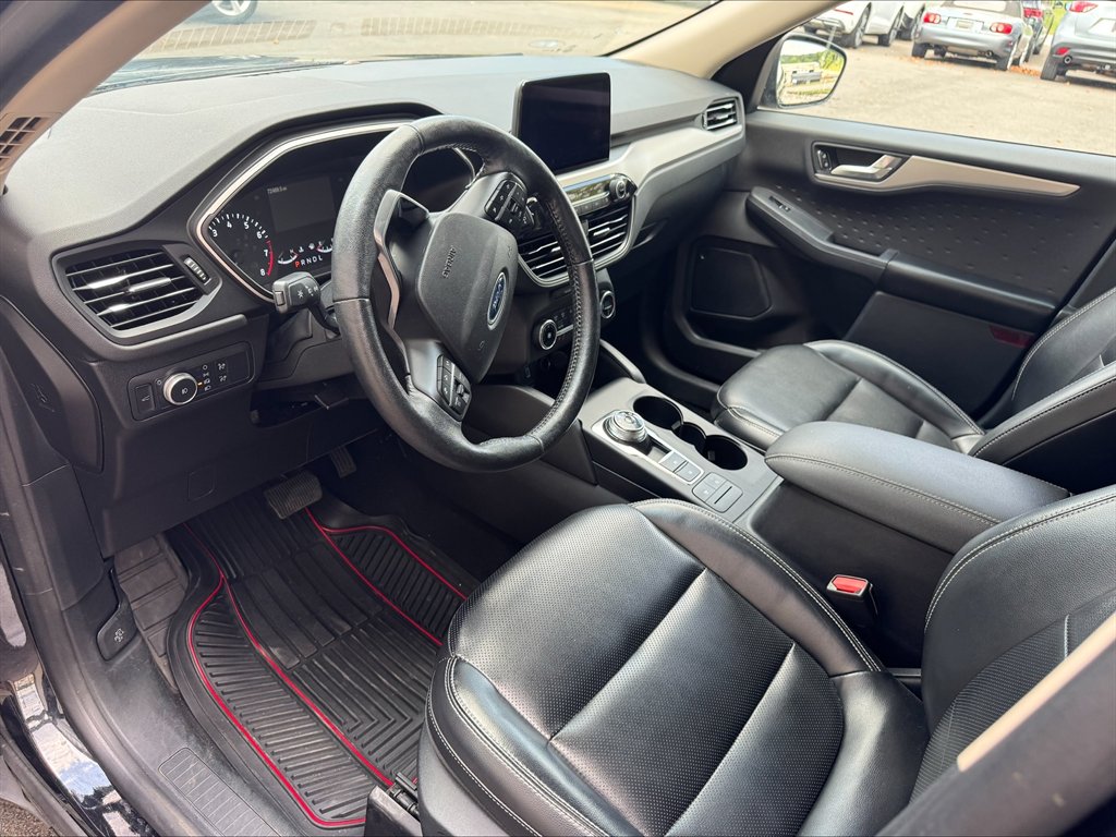 2020 Ford Escape - $15,990