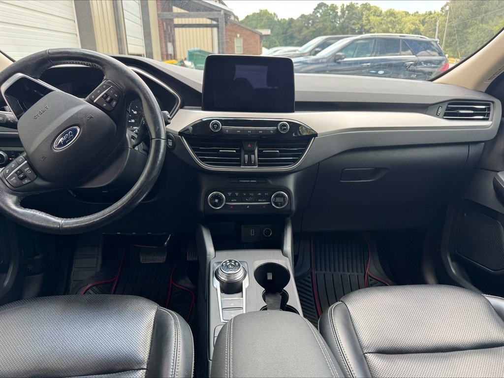 2020 Ford Escape - $15,990