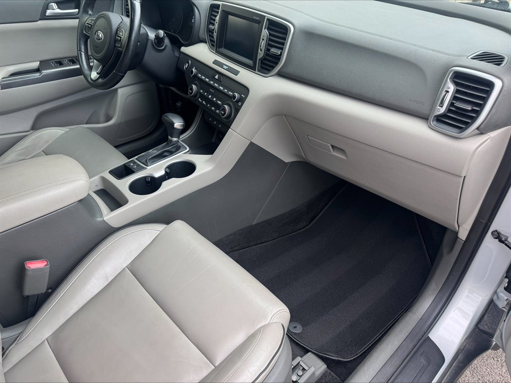 2017 Kia Sportage - $12,990