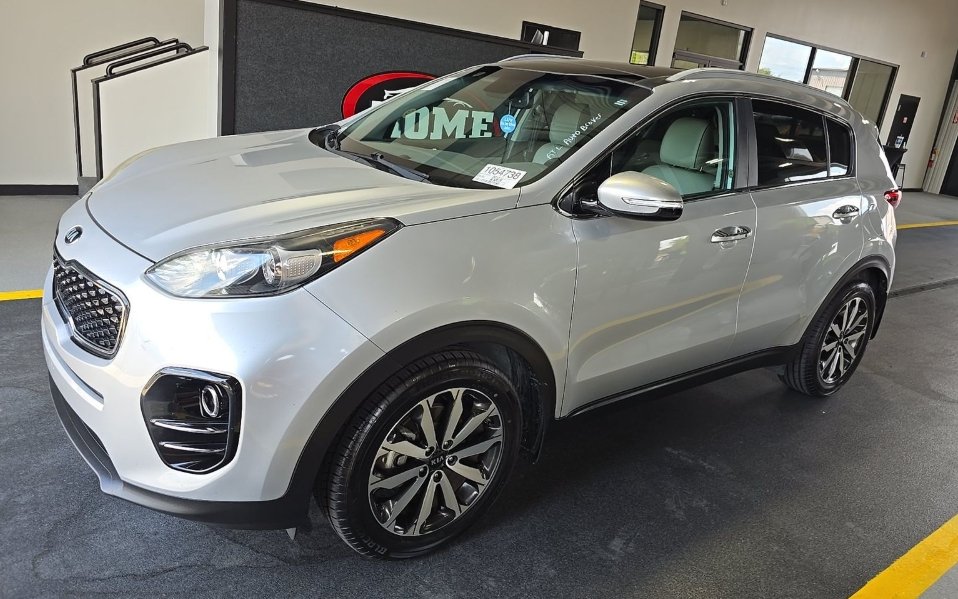 2017 Kia Sportage - $12,990