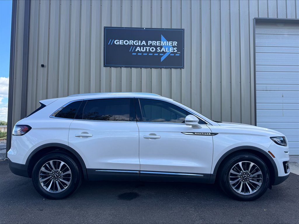 2019 Lincoln Nautilus - $16,990