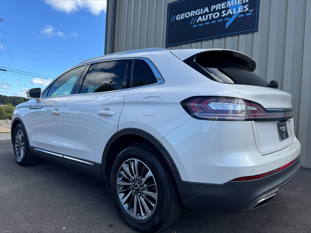 2019 Lincoln Nautilus - $16,990