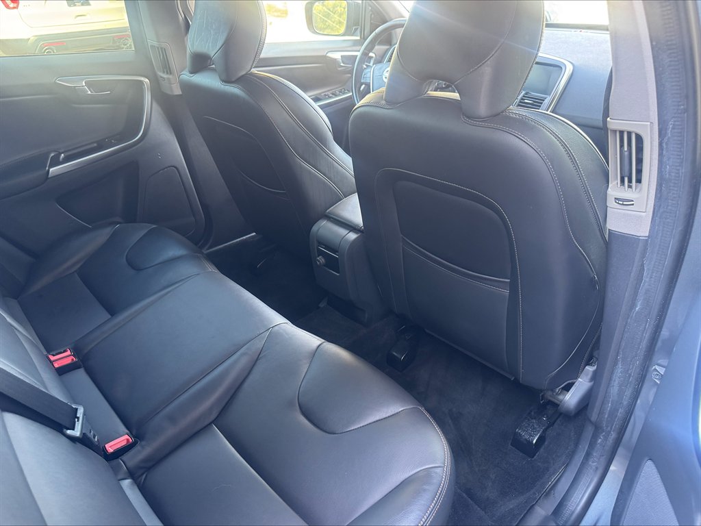 2017 Volvo XC60 - $12,990