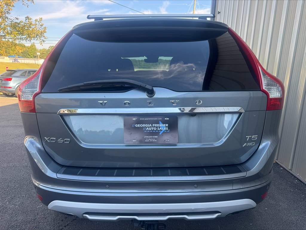 2017 Volvo XC60 - $12,990