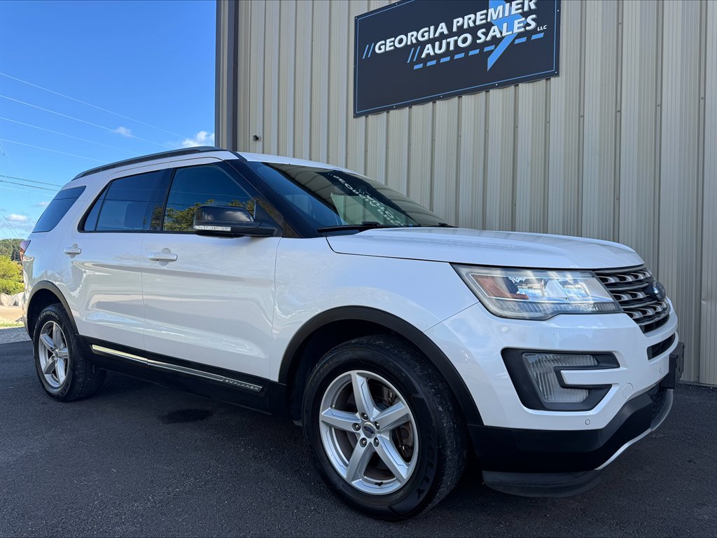 2017 Ford Explorer - $12,990