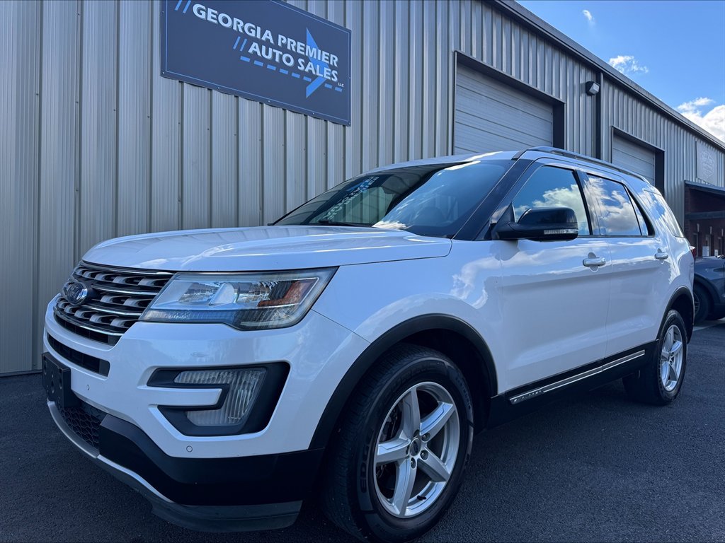 2017 Ford Explorer - $12,990