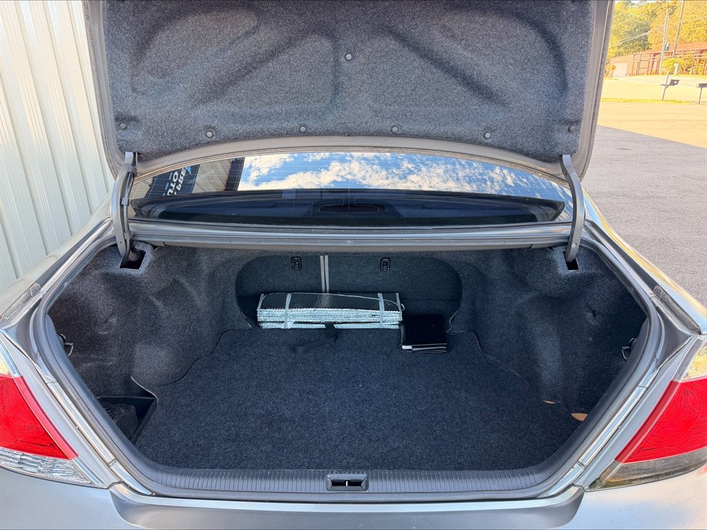 2006 Toyota Camry - $2,990