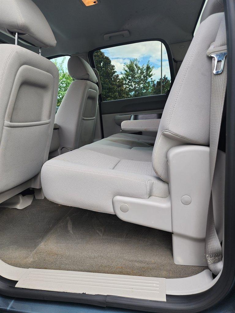 2012 Chevrolet Silverado 1500 - $7,200