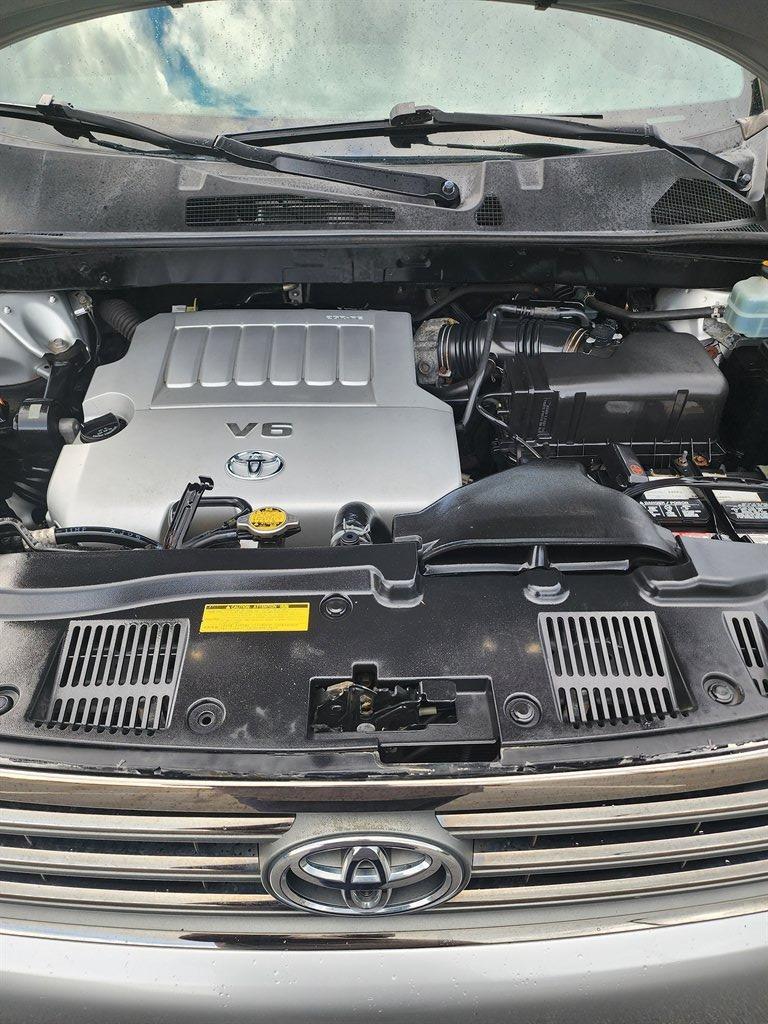 2008 Toyota Highlander - $5,200