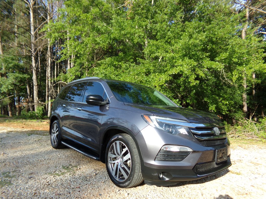 2016 Honda Pilot Touring photo