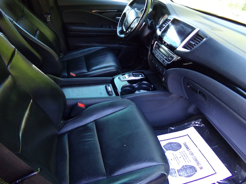 2016 Honda Pilot Touring photo