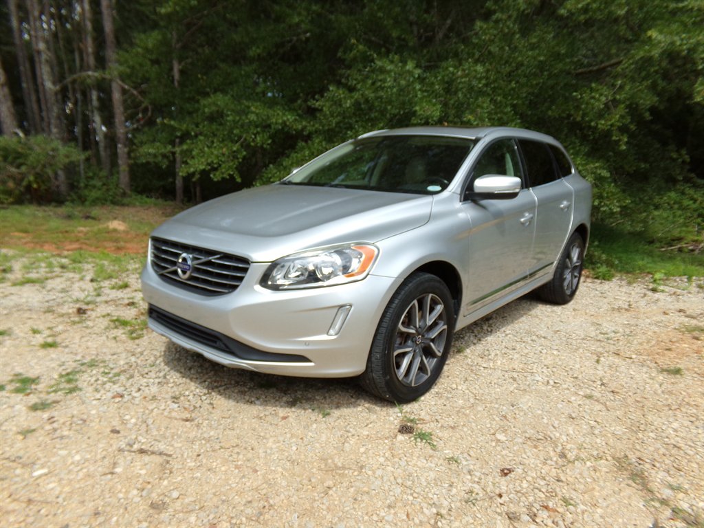 2016 Volvo XC60 T5 Drive-E Premier