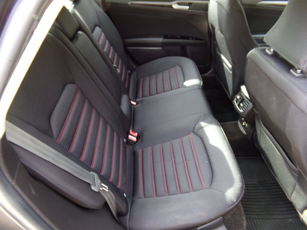 2016 Ford Fusion - $9,500