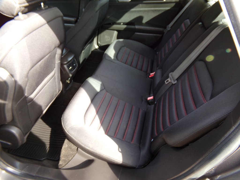 2016 Ford Fusion - $9,500