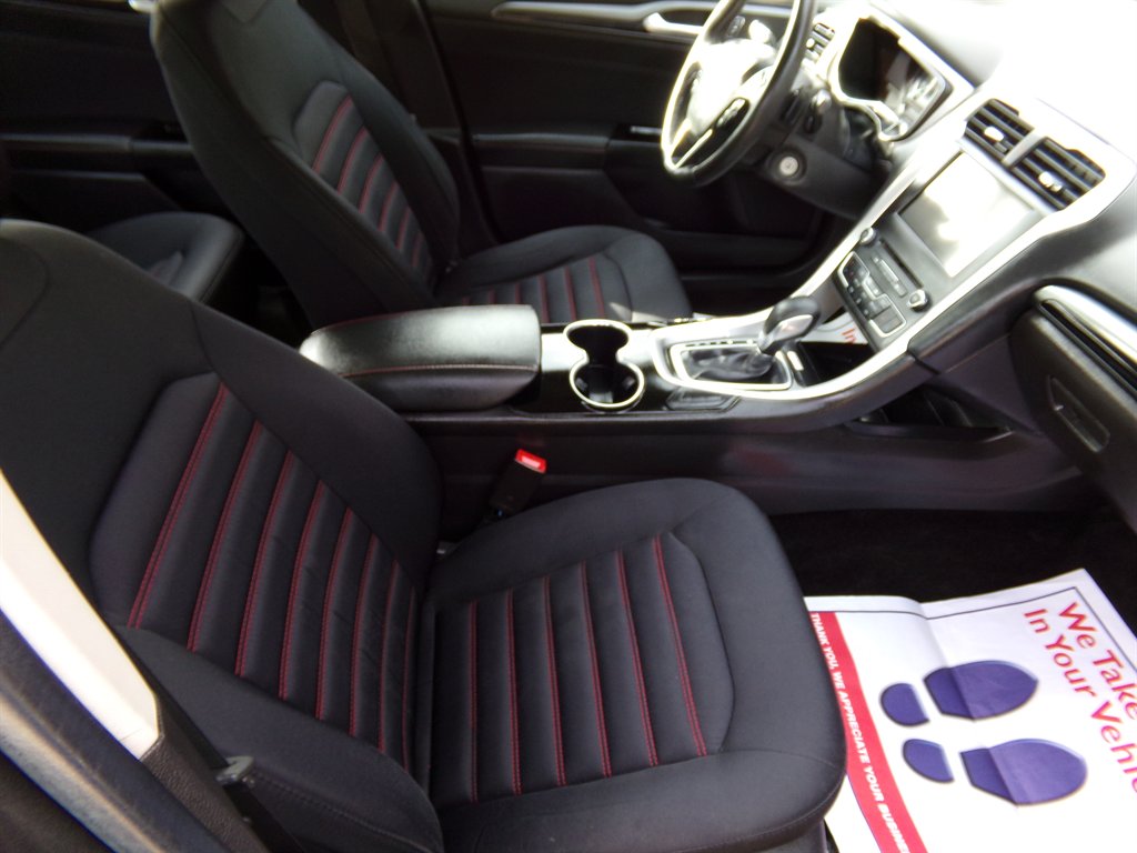 2016 Ford Fusion - $9,500