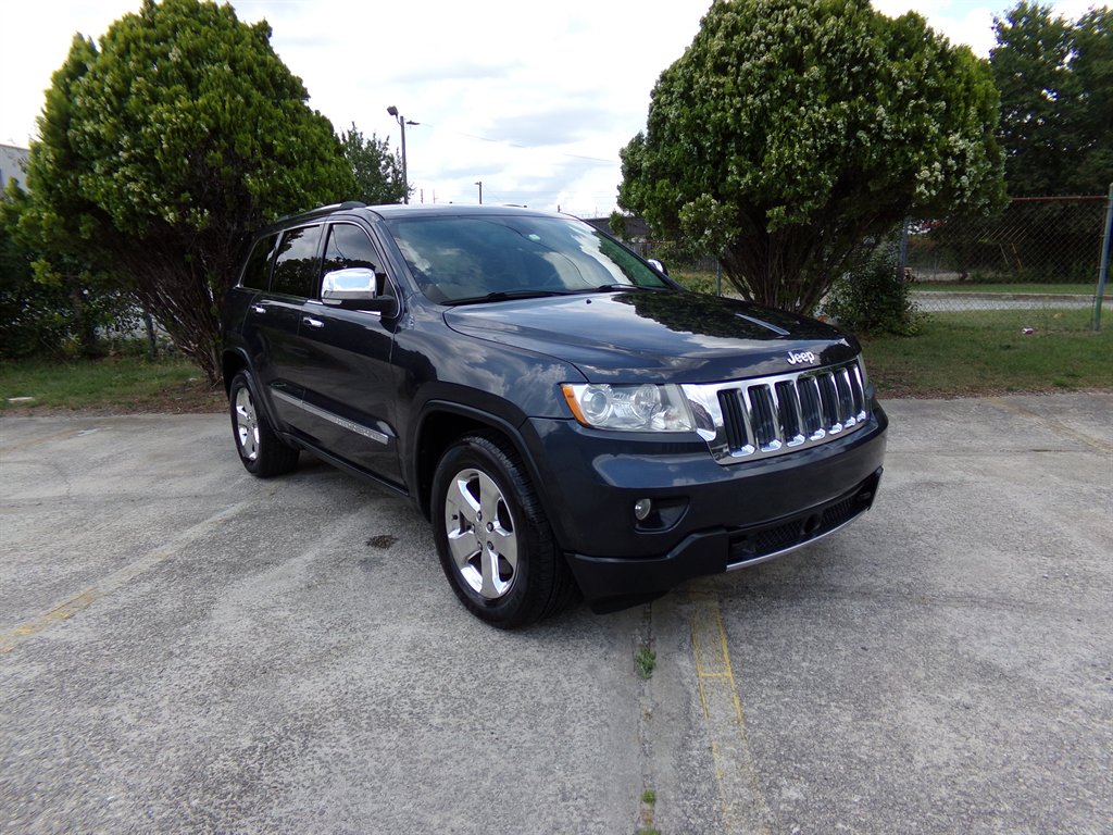 2013 Jeep Cherokee - $9,800