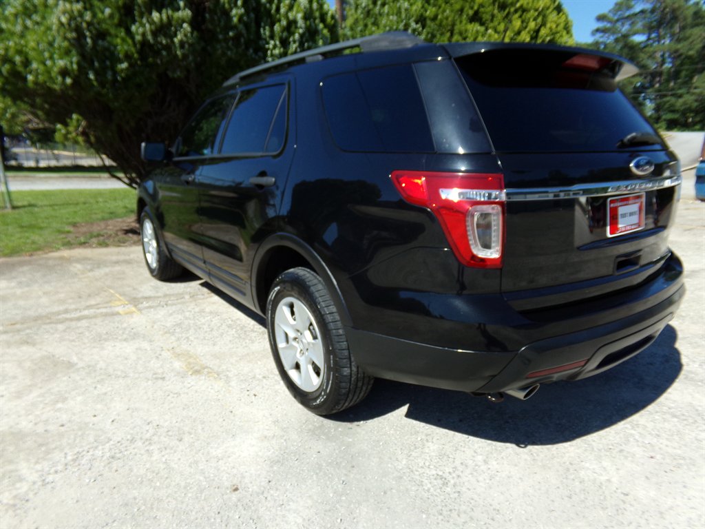 2014 Ford Explorer - $10,900