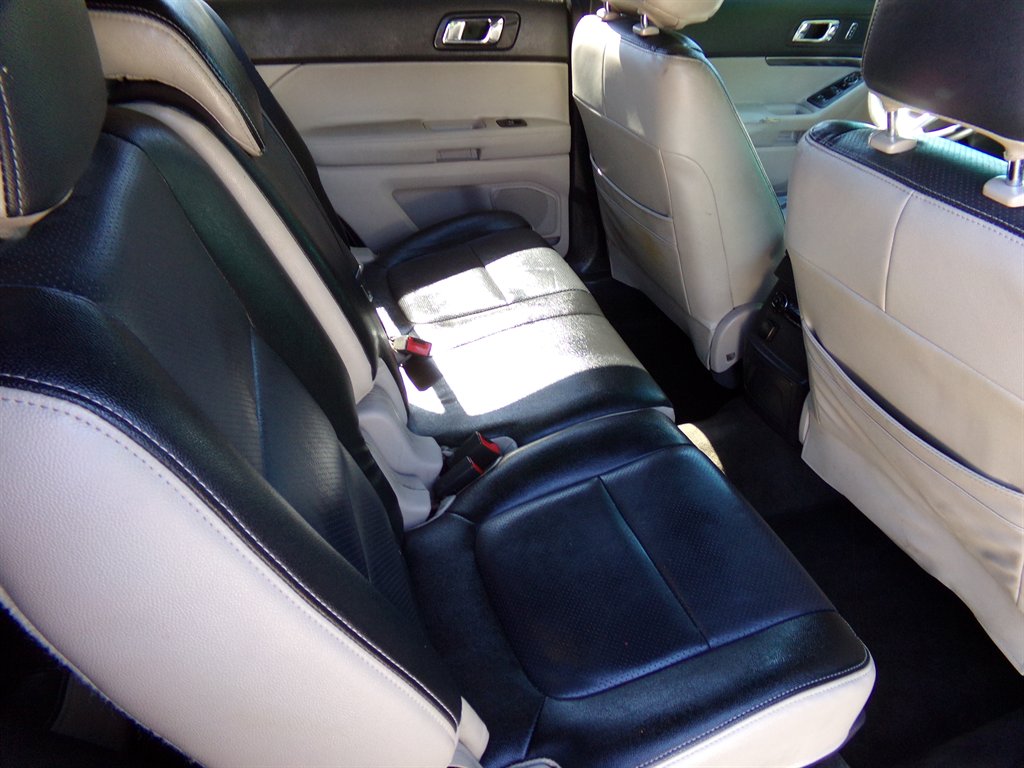 2014 Ford Explorer - $10,900