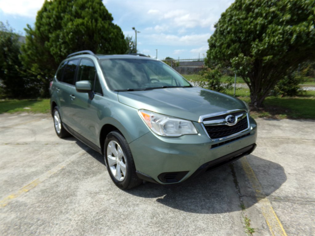 2015 Subaru Forester - $8,200