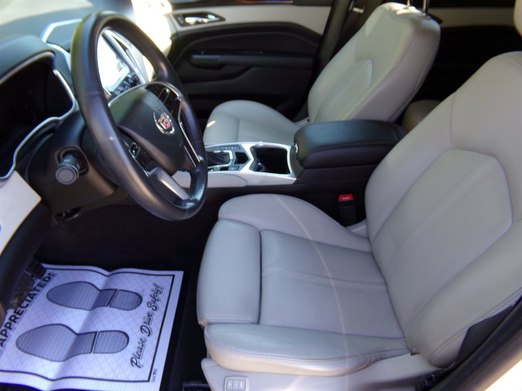 2015 Cadillac SRX - $8,200