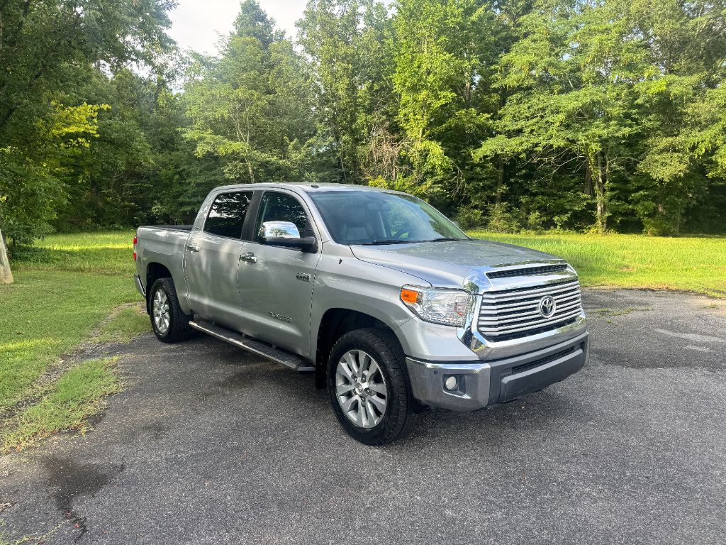 2016 Toyota Tundra - $19,995