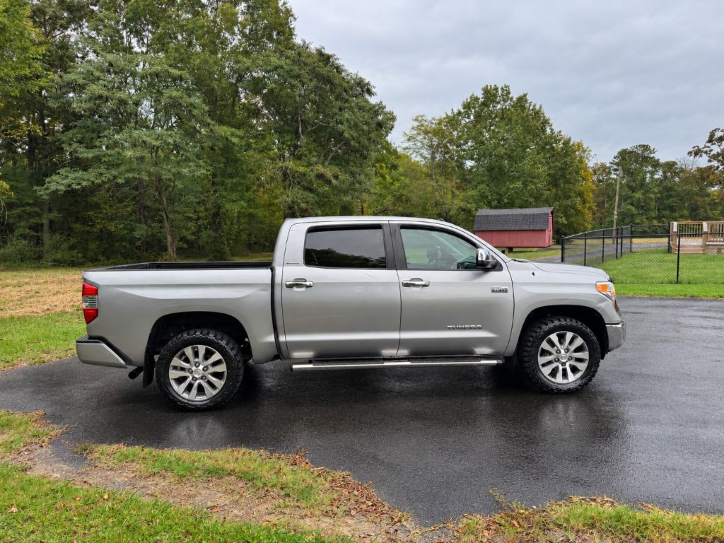 2016 Toyota Tundra - $19,995
