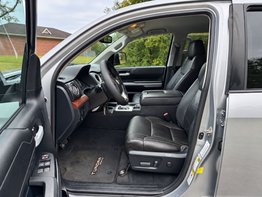 2016 Toyota Tundra - $19,995