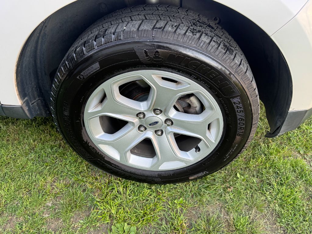 2012 Ford Edge SEL photo