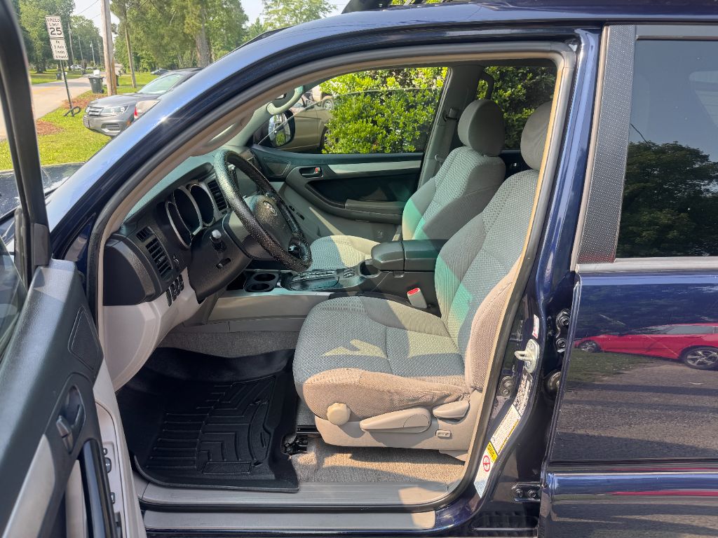 2008 Toyota 4Runner SR5 photo