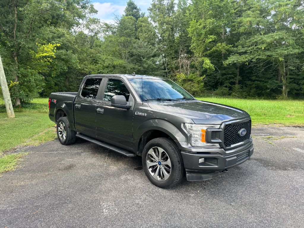 2020 Ford F-150 - $16,500