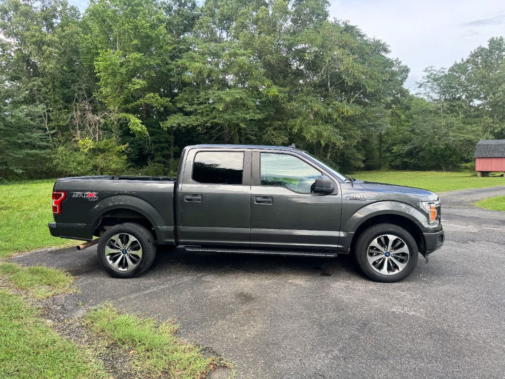 2020 Ford F-150 - $16,500