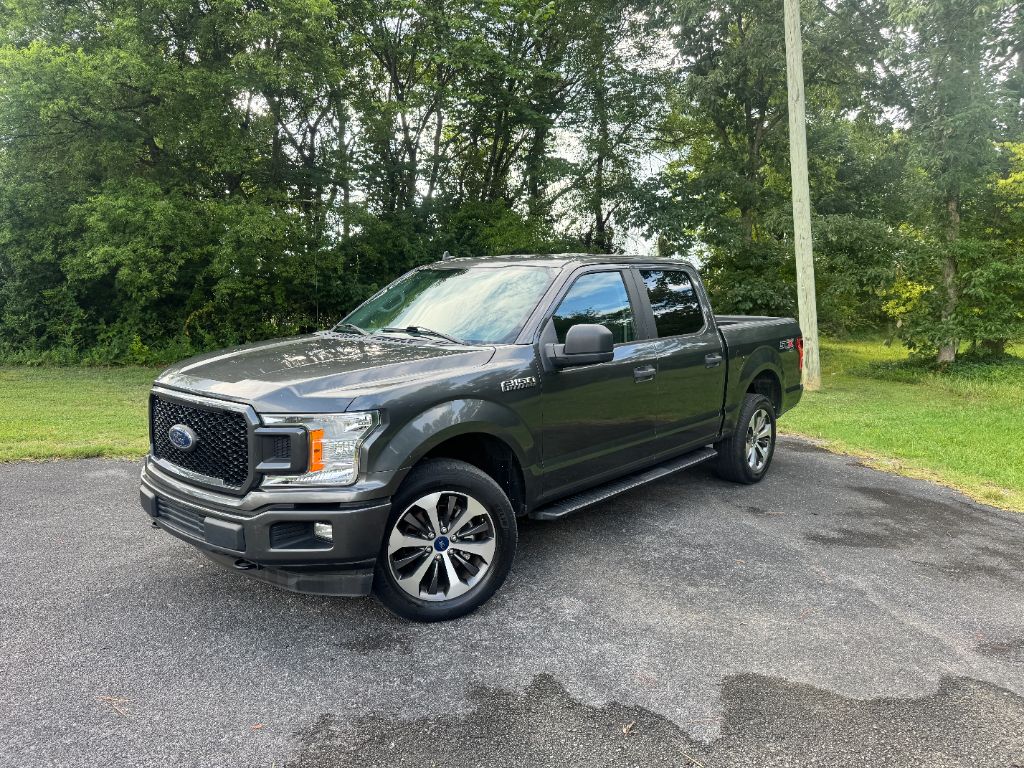 2020 Ford F-150 - $16,500