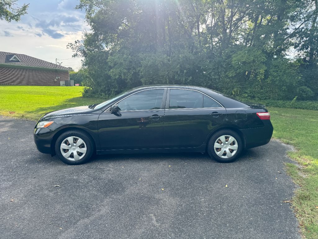 2009 Toyota Camry - $3,995