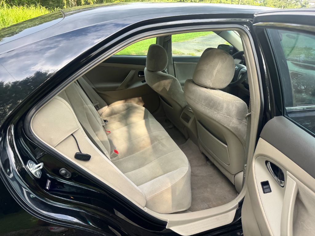 2009 Toyota Camry - $3,995