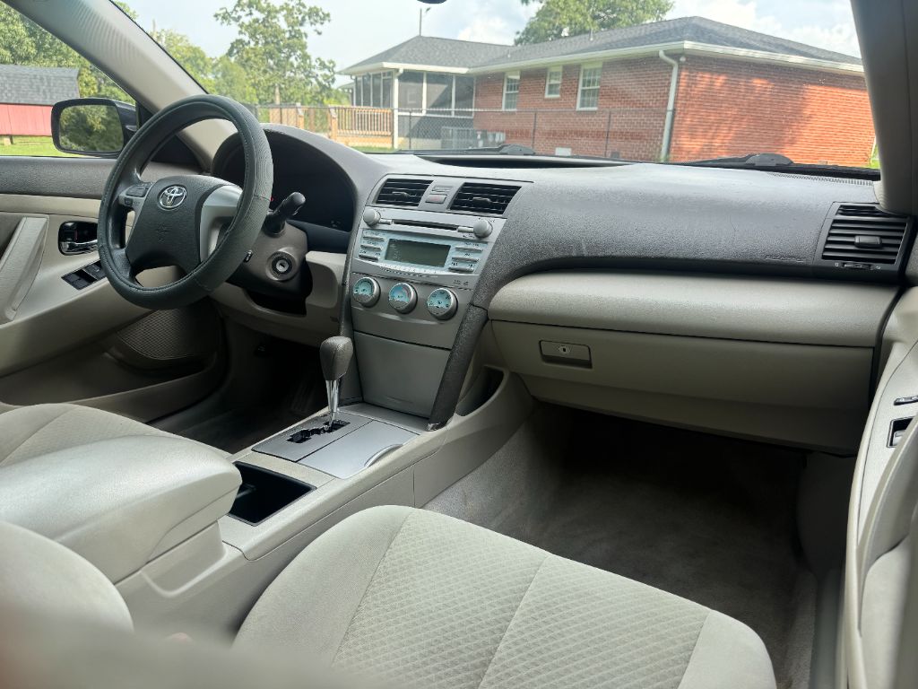 2009 Toyota Camry - $3,995