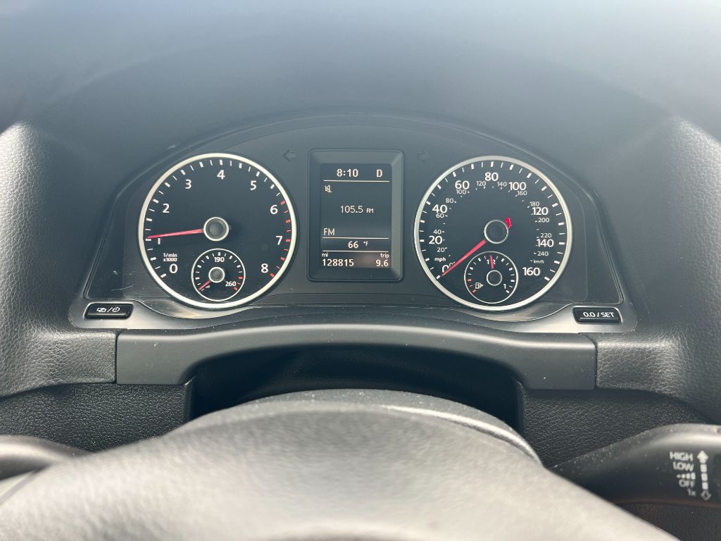 2016 Volkswagen Tiguan S photo