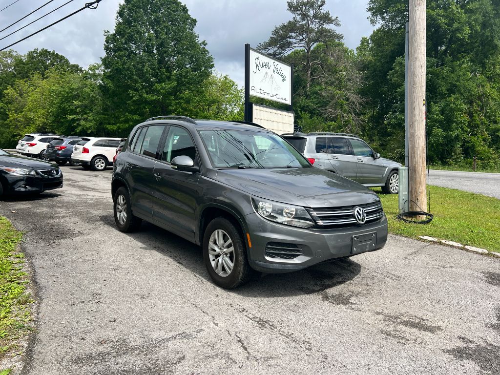 2016 Volkswagen Tiguan S photo