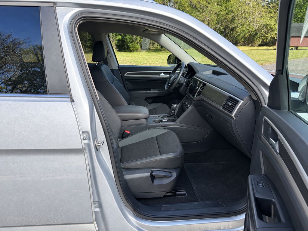 2019 Volkswagen Atlas - $13,995