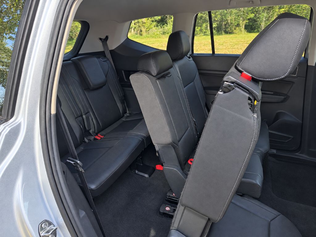 2019 Volkswagen Atlas - $13,995