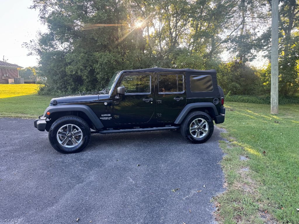 2015 Jeep Wrangler - $9,995