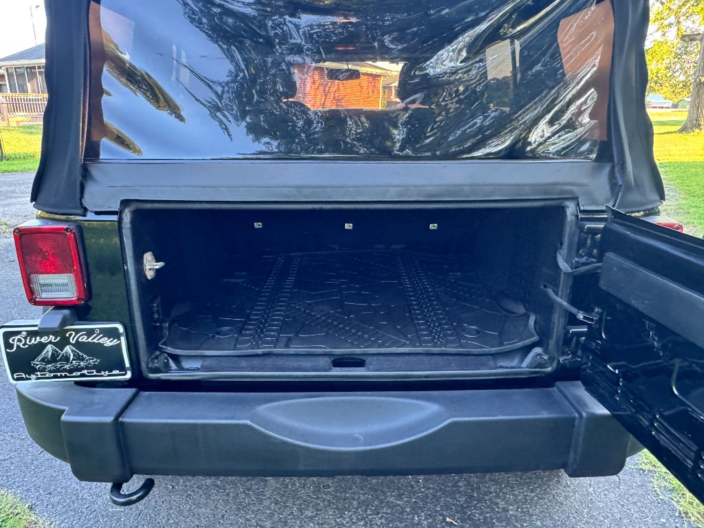 2015 Jeep Wrangler - $9,995